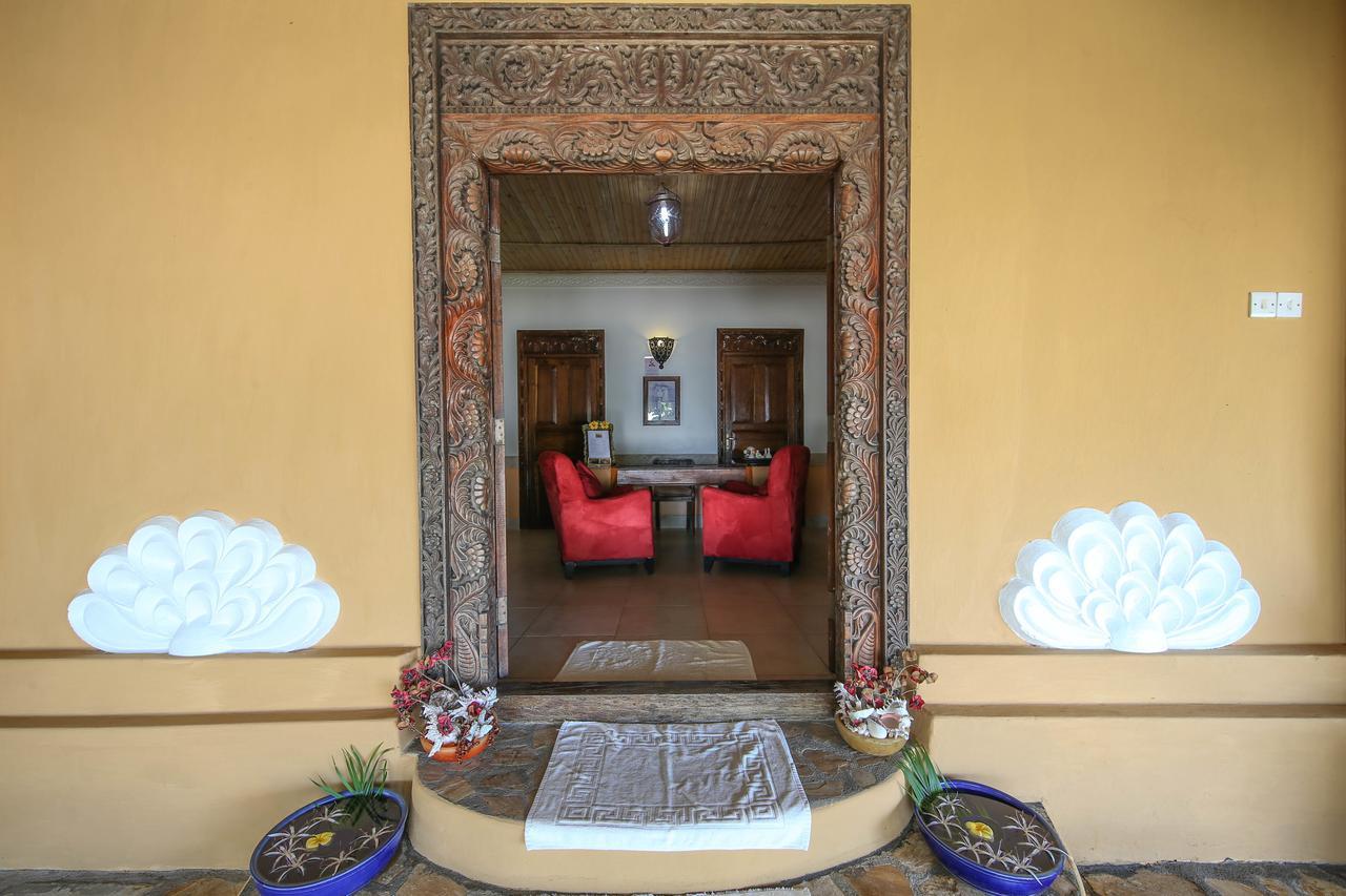Kinasi Lodge Utende Exterior photo